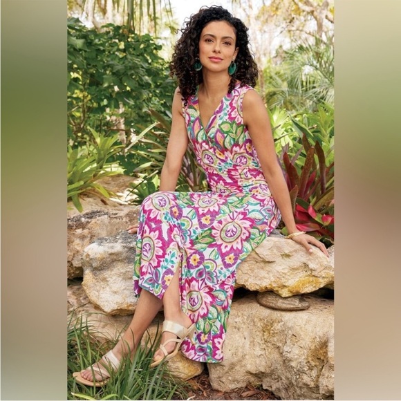 Soft Surroundings Dresses & Skirts - Soft Surroundings Malee Maxi Dress Floral Shirring Surplice Neckline Small
